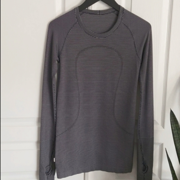 Lululemon Swiftly Tech Long Sleeve Top Sz 4 Metal Dark Gray Micro Stripe - Picture 2 of 7